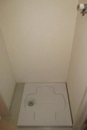 室内に洗濯機置場ございます