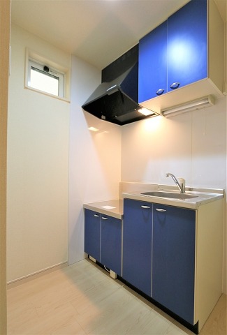 鮮やかなキッチン