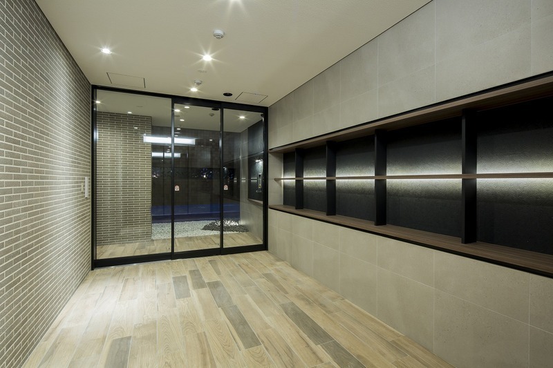 オートロックとモニターホンで安心感があります