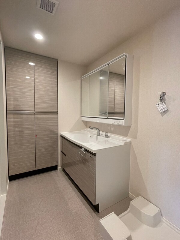 お出かけ前の支度はこちらでされてください