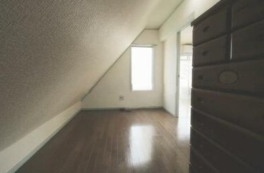 こちら寝室にいかがでしょうか。