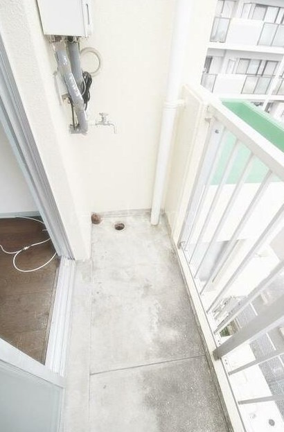 洗濯物はこちらへどうぞ。