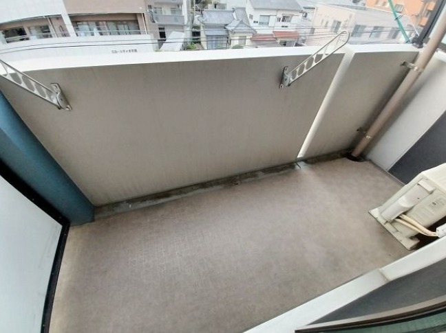 洗濯物はこちらへどうぞ。