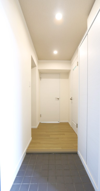 玄関からはこのようになっています。