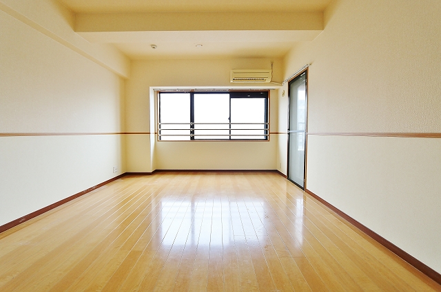 日当たり良好のリビングです