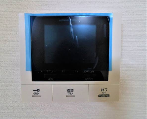 来訪者の顔が確認できるので安心ですね