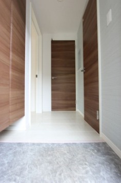 玄関も十分な広さです