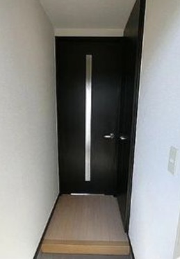 玄関からはこのようになっています。