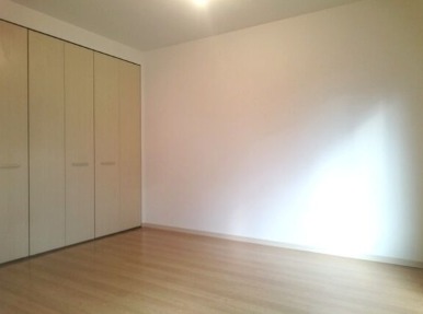 こちら寝室にいかがでしょうか。