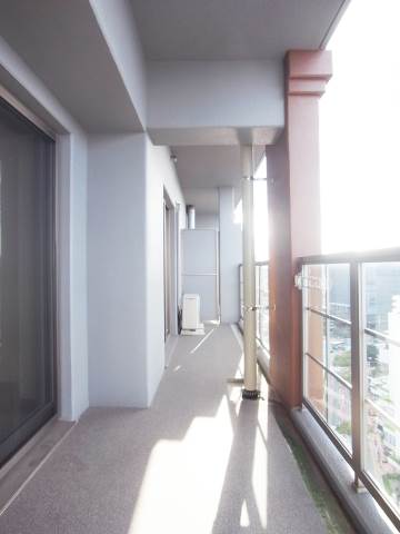 洗濯物たくさん干せます。