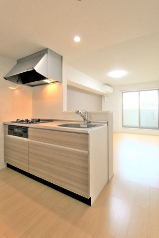 対面キッチンでお料理しながら会話も楽しめます