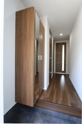 スッキリとした玄関ですね