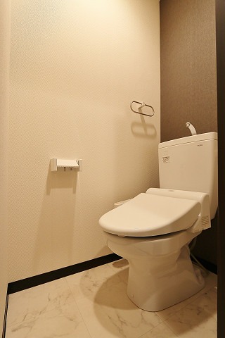 ウォシュレット完備