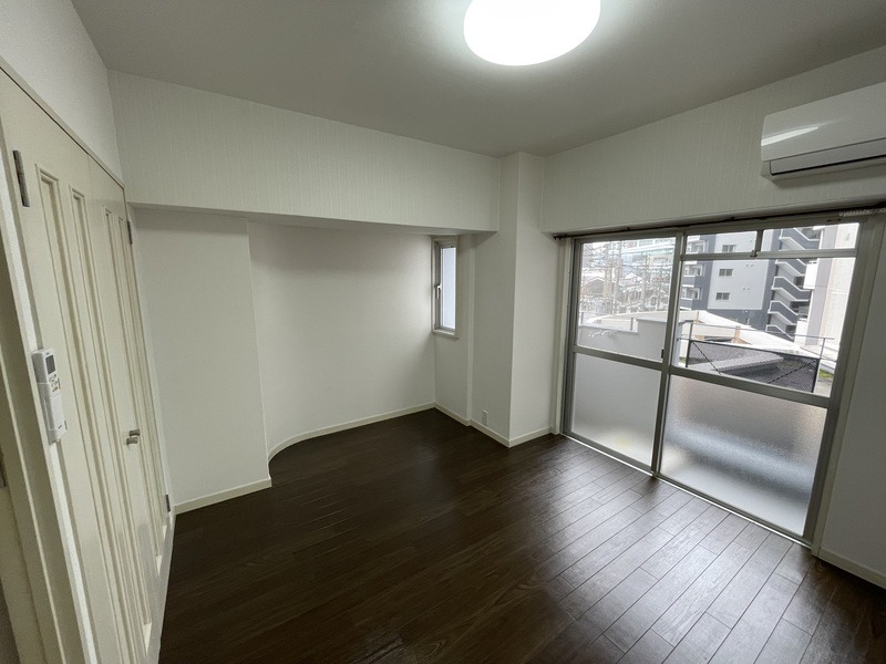 明るいお部屋ですね(^^)