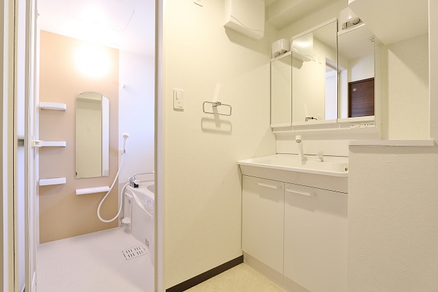 建築中物件　同型写真