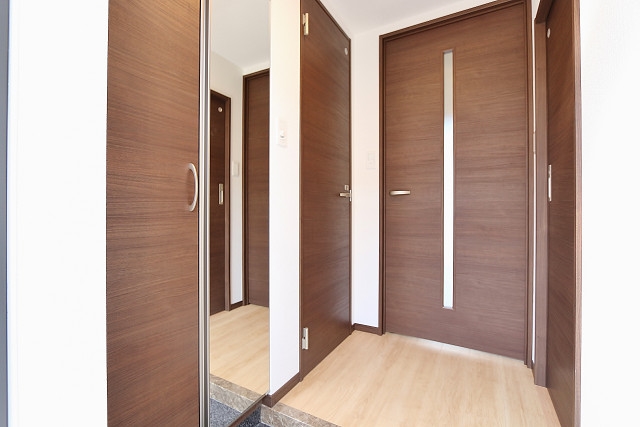 建築中物件　同型写真