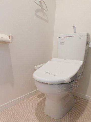 嬉しい温水洗浄便座機能付き