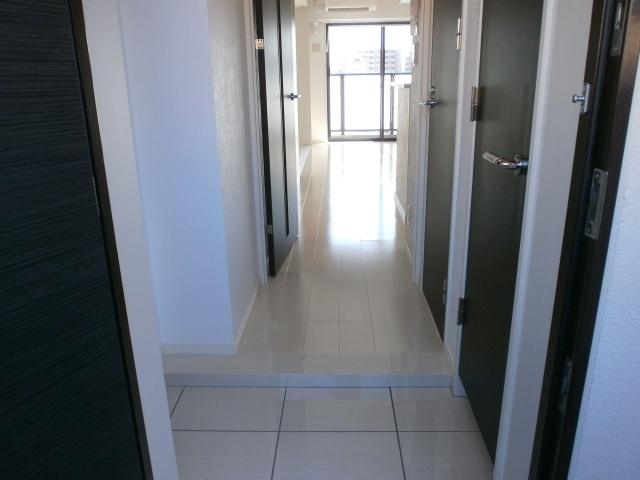 スッキリとした通路ですね