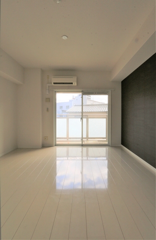 採光部が大きく日当たり良好です