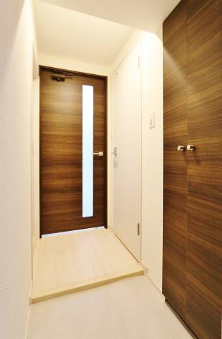 玄関はこのようになっています。