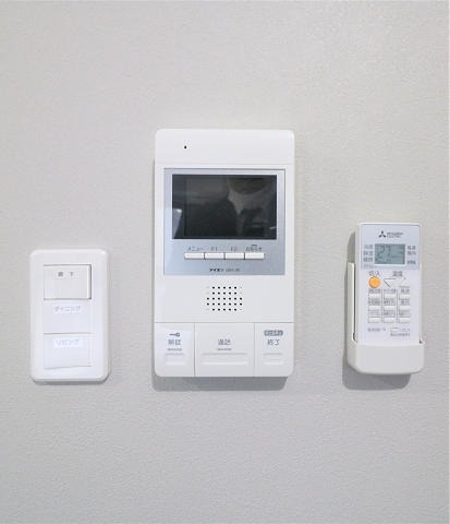 モニター付きインターホンで安心です。