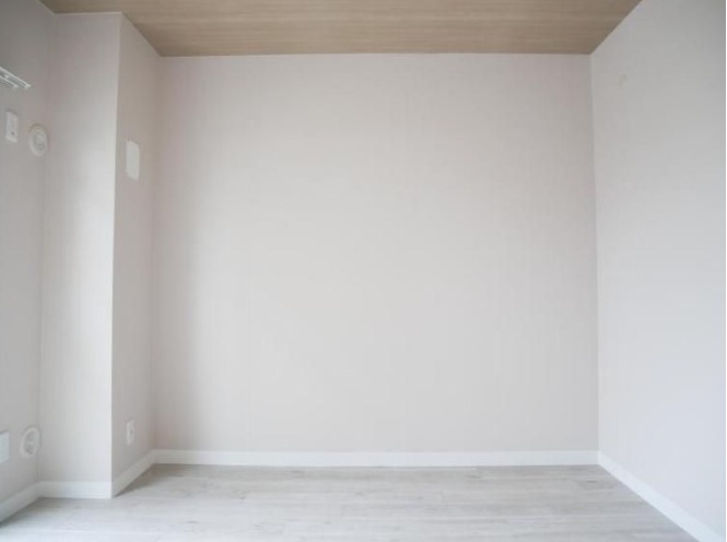 こちらは寝室にいかがですか