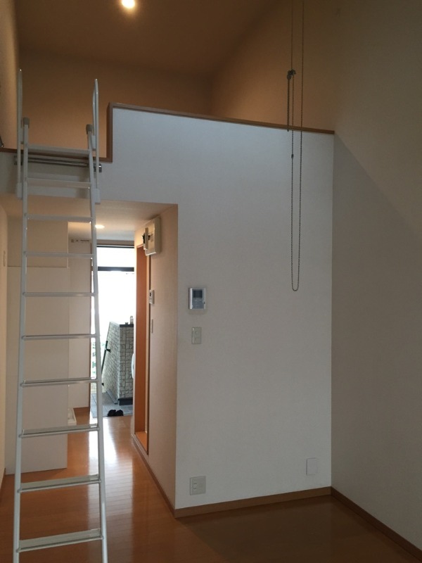 ロフト付きのリビングです