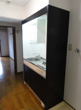 コンパクトなキッチンですね