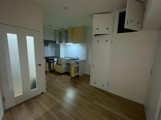 家具の配置が楽しくなるリビングですね