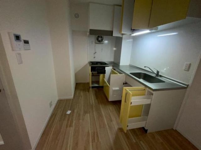 3口コンロ、グリル付きで料理が捗りそうですね