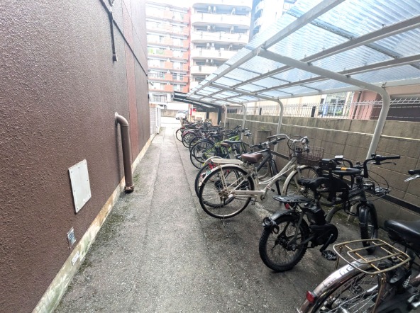 敷地内駐輪場完備！