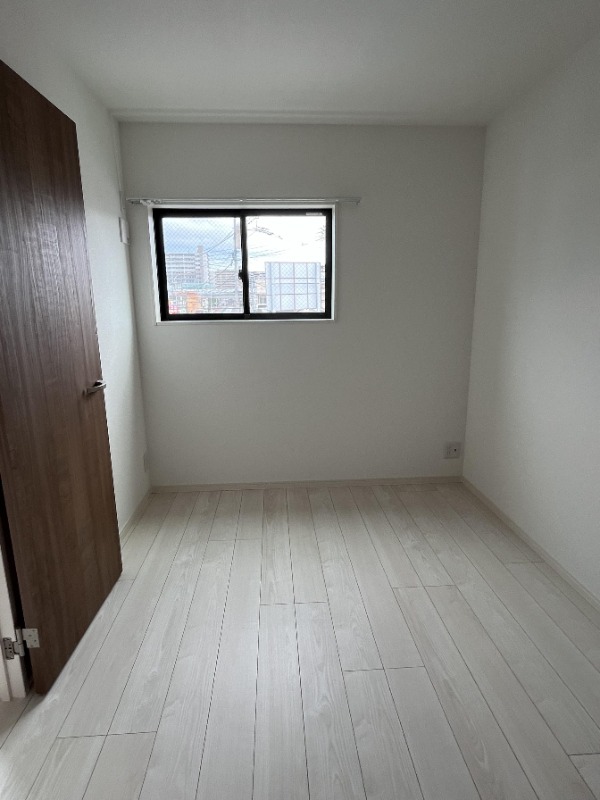 新築の為別部屋の写真になります。