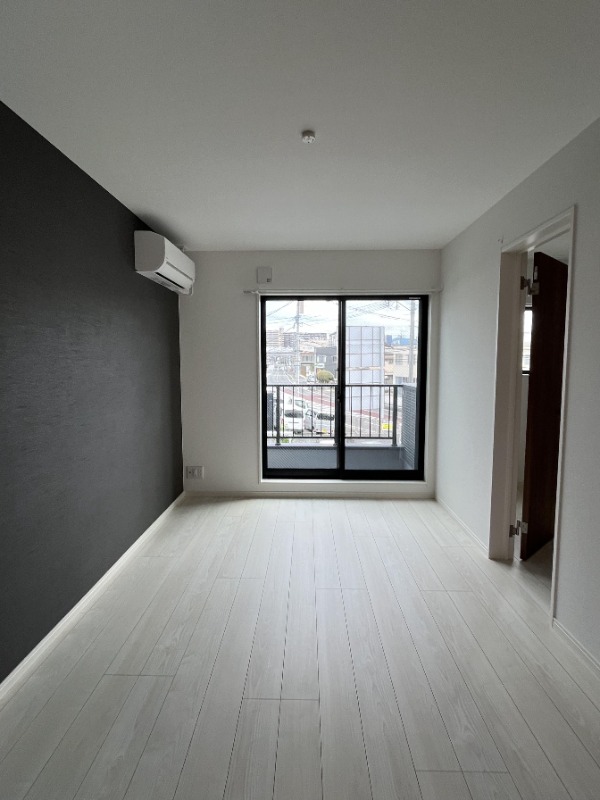 新築の為別部屋の写真になります。