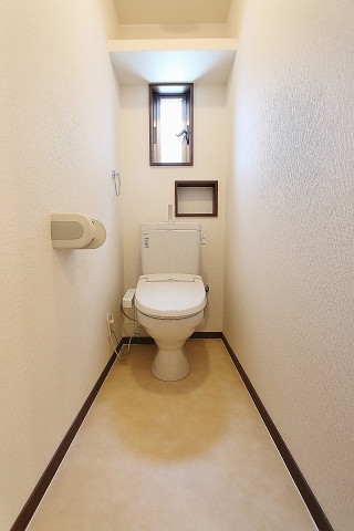 ウォシュレット完備です