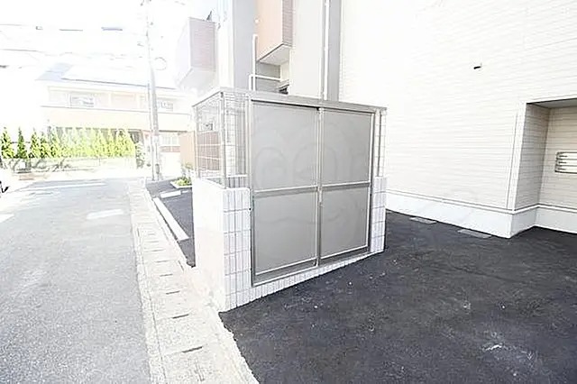 洗濯物はこちらへどうぞ。