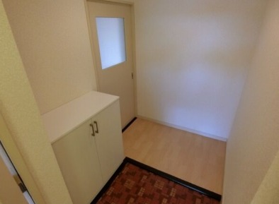 玄関はこのようになっています。