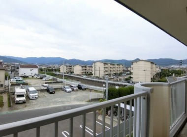 洗濯物はこちらへどうぞ。