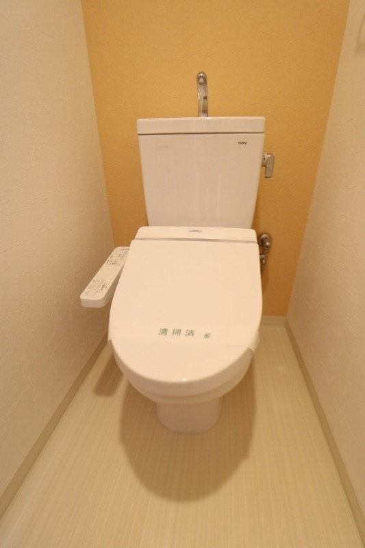 温水洗浄便座付きです