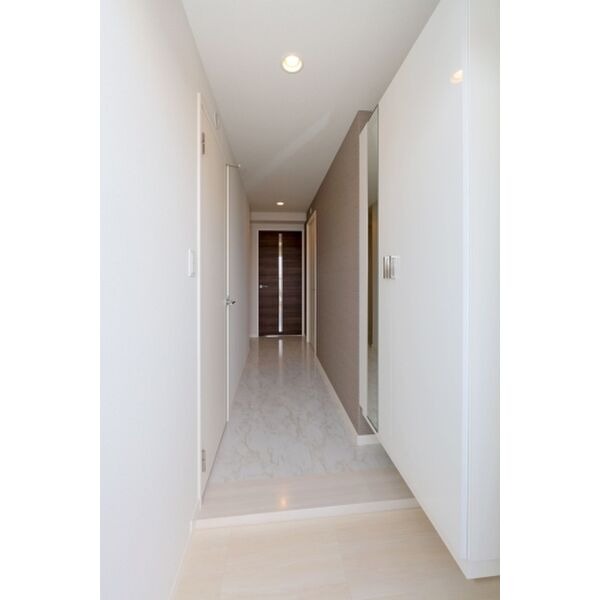 玄関はこんな感じです。