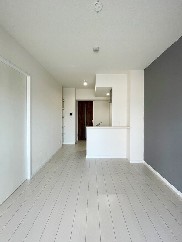 白基調の綺麗なリビングです