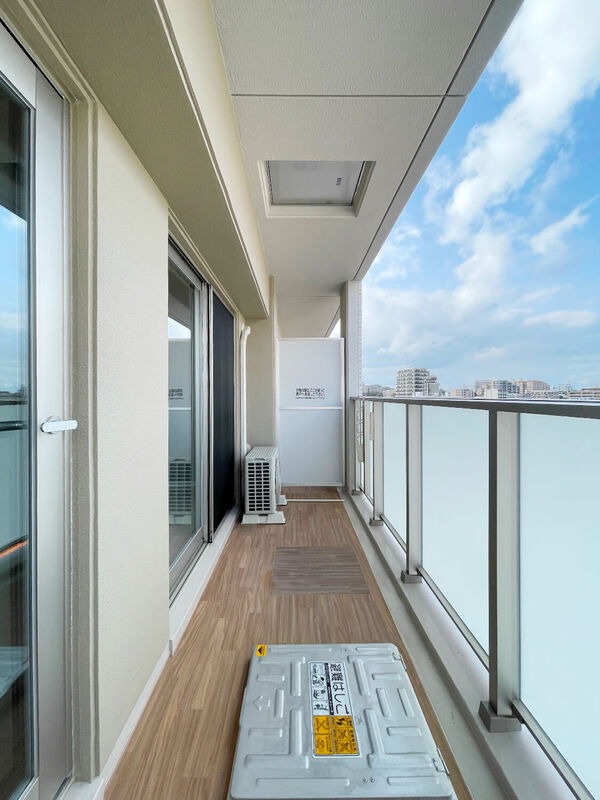 天気のいい日はこちらで洗濯物を干せます