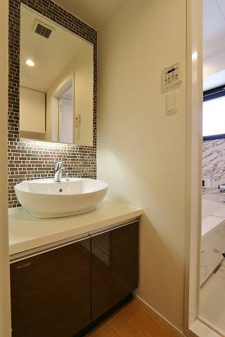 お出かけ前のお支度はこちらで