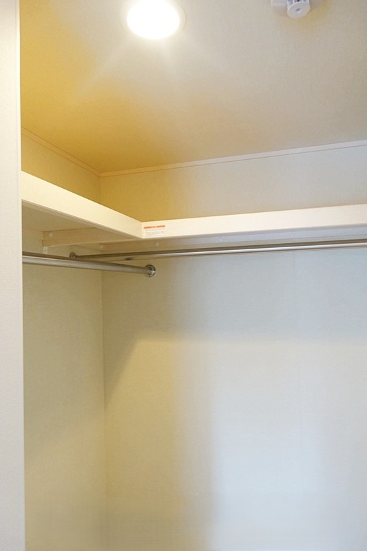 こちらにも収納できますね