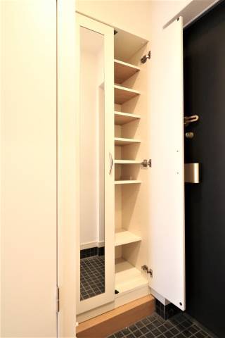 余裕のある玄関収納です