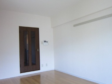 部屋の別角度になります。