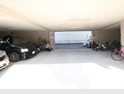 駐車場ございます。