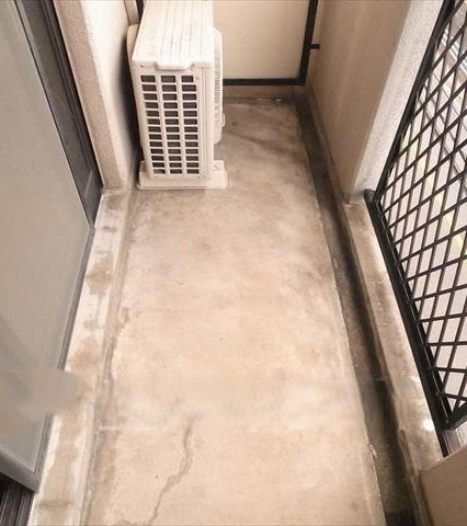 洗濯物はこちらへどうぞ。