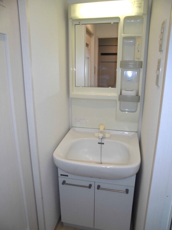 トイレと別室に脱衣所あります