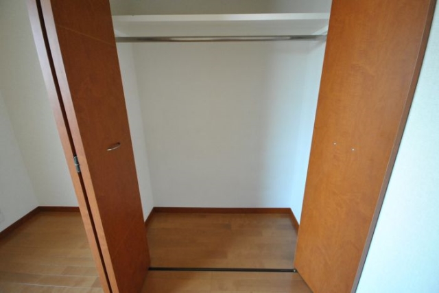 たっぷり収納できるクローゼットです