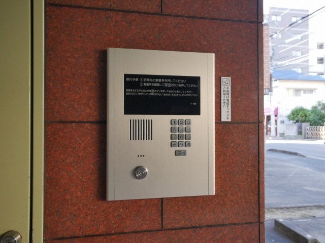 オートロック付きで安心です。